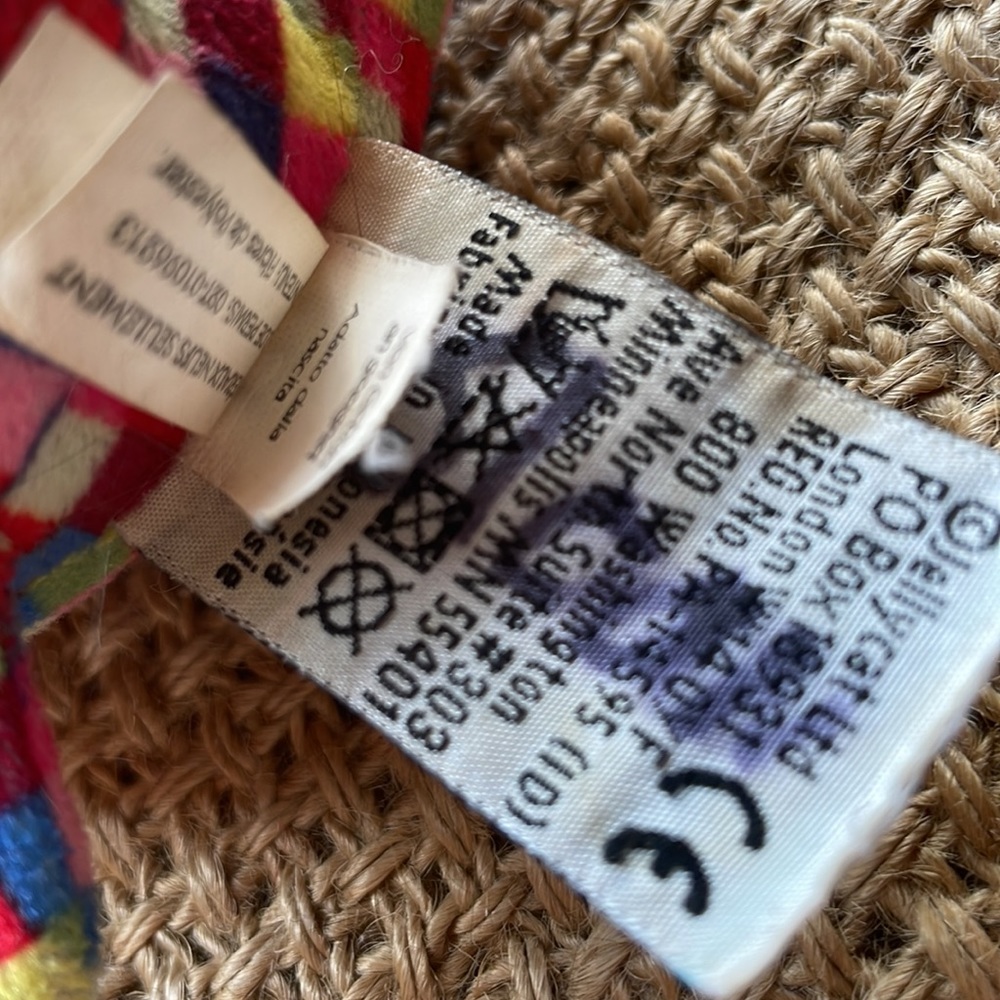 Jellycat Checkitty Stuffed Giraffe - Picture 5 of 5